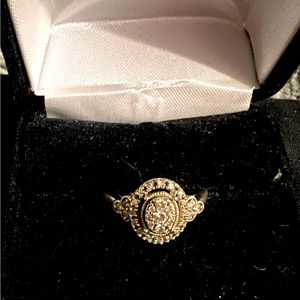 Silver diamond ring size 7